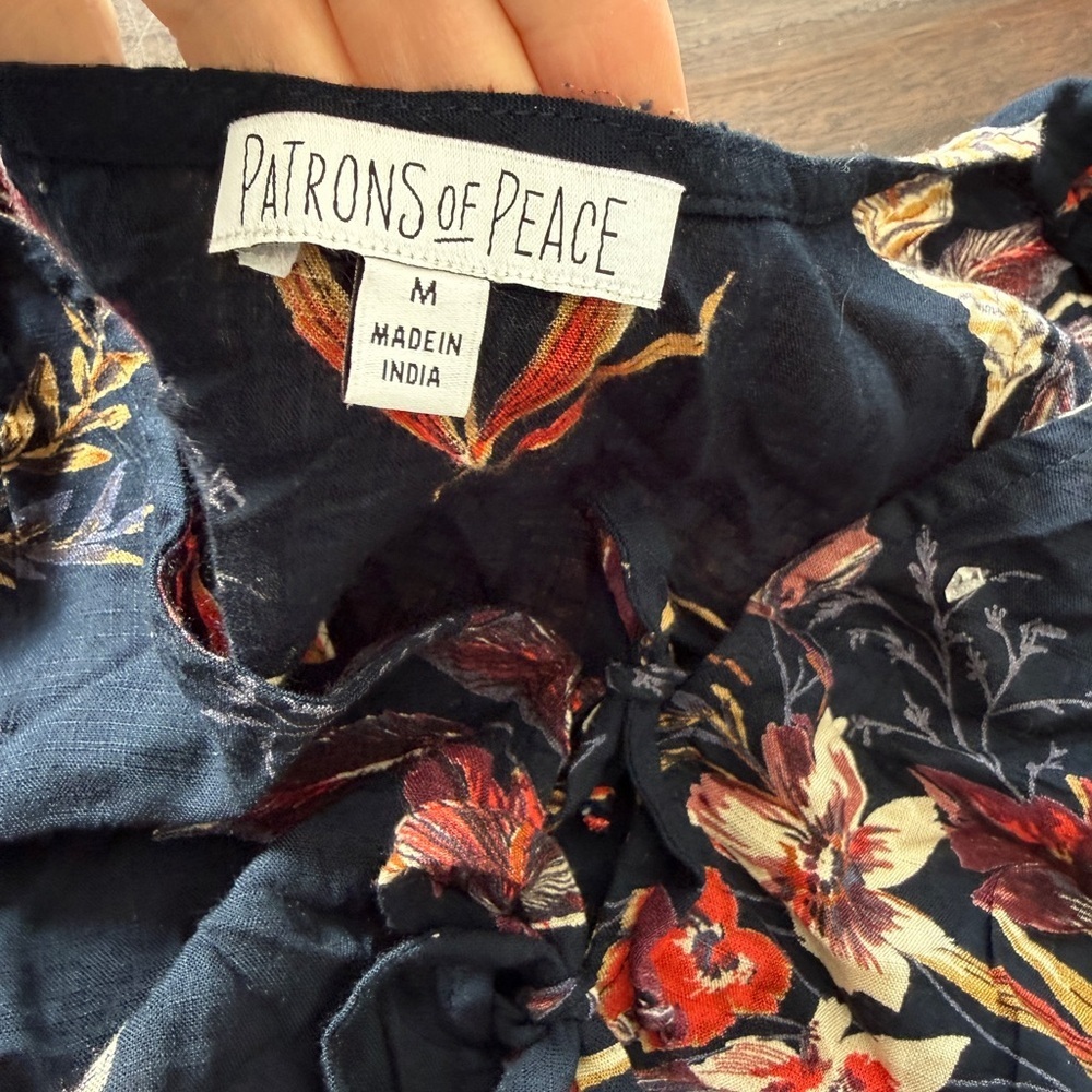 Patrons of Peace floral black crop top - Picture 4 of 5